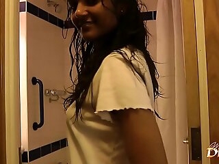 Indian Teen Divya Shaking Hot Up to here Shower